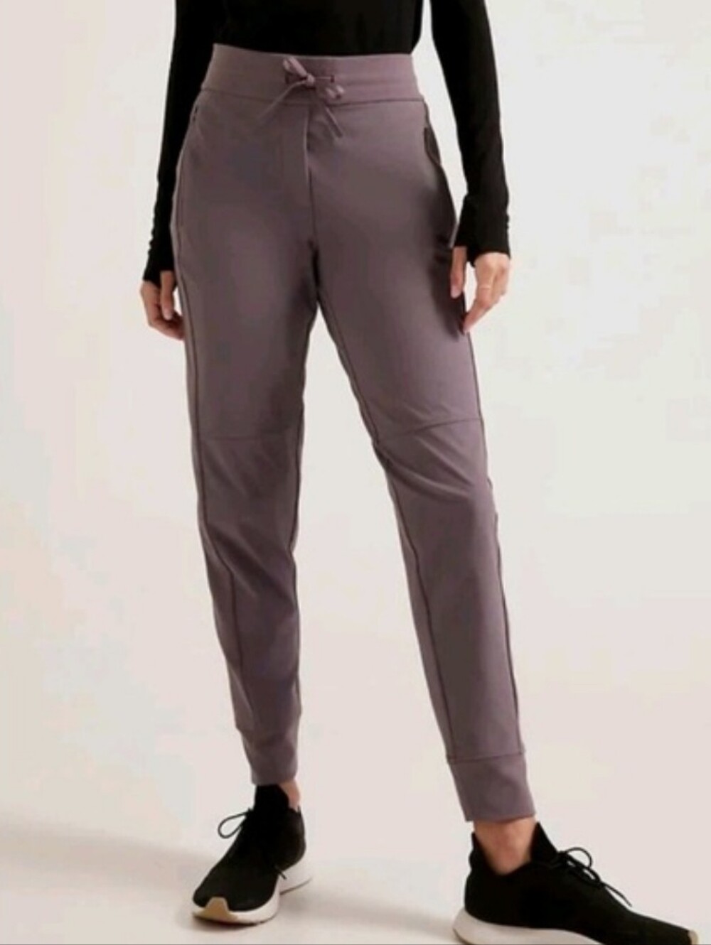 Athleta Headlands Hybrid Trek Mid Rise Jogger In Dusk Violet Sz4